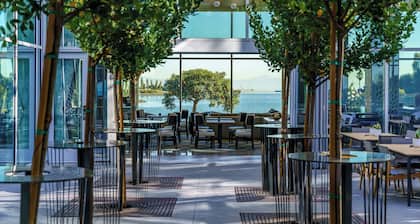 AC Hotel by Marriott San Francisco Airport Oyster Point/Waterfront