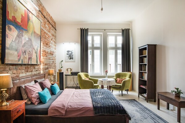 1 bedroom, desk, iron/ironing board, free WiFi