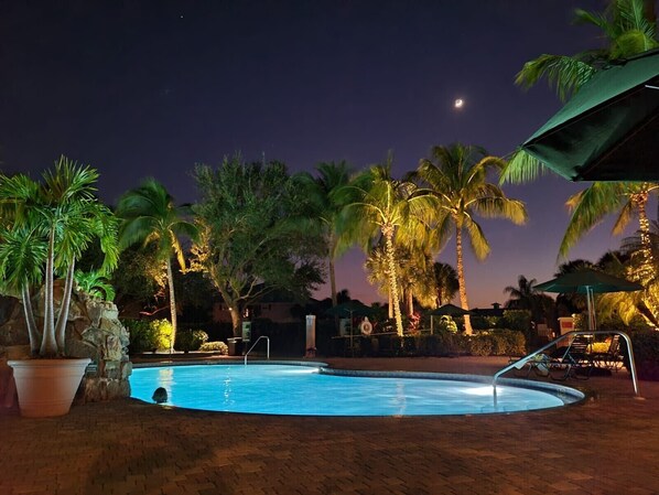 Outdoor pool, a heated pool