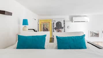 1 slaapkamer, een strijkplank/strijkijzer, wifi, beddengoed