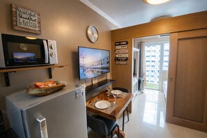 1 chambre, coffres-forts dans les chambres, fer et planche à repasser