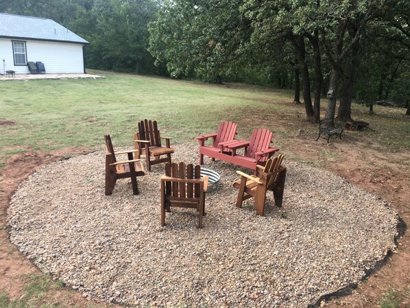 Property grounds - Country serenity 15 min from OSU campus (Stillwater)