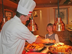 Dining - Familotel St. Johanner Hof (Sankt Johann in Tirol)