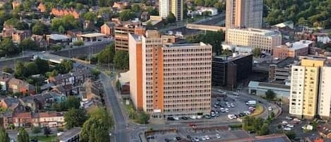 واجهة المنشأة