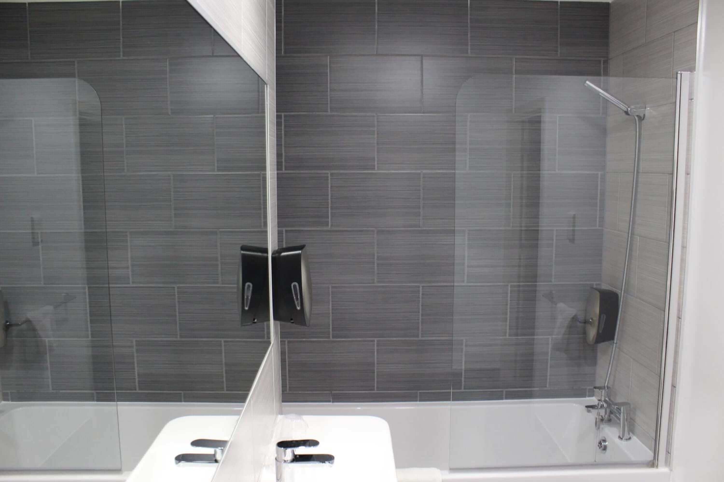 shower, free toiletries, towels