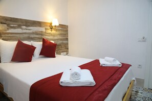 Economy Room, 1 Double Bed, Ground Floor | Desk, iron/ironing board, rollaway beds, free WiFi - Aksu Otel Alacati (Cesme)
