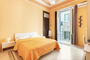 Minibar, individuelt design, individuel indretning, skrivebord