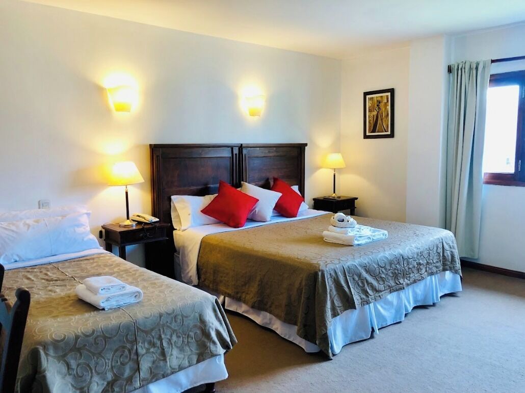 Caja de seguridad en la habitación, cortinas blackout y wifi gratis 