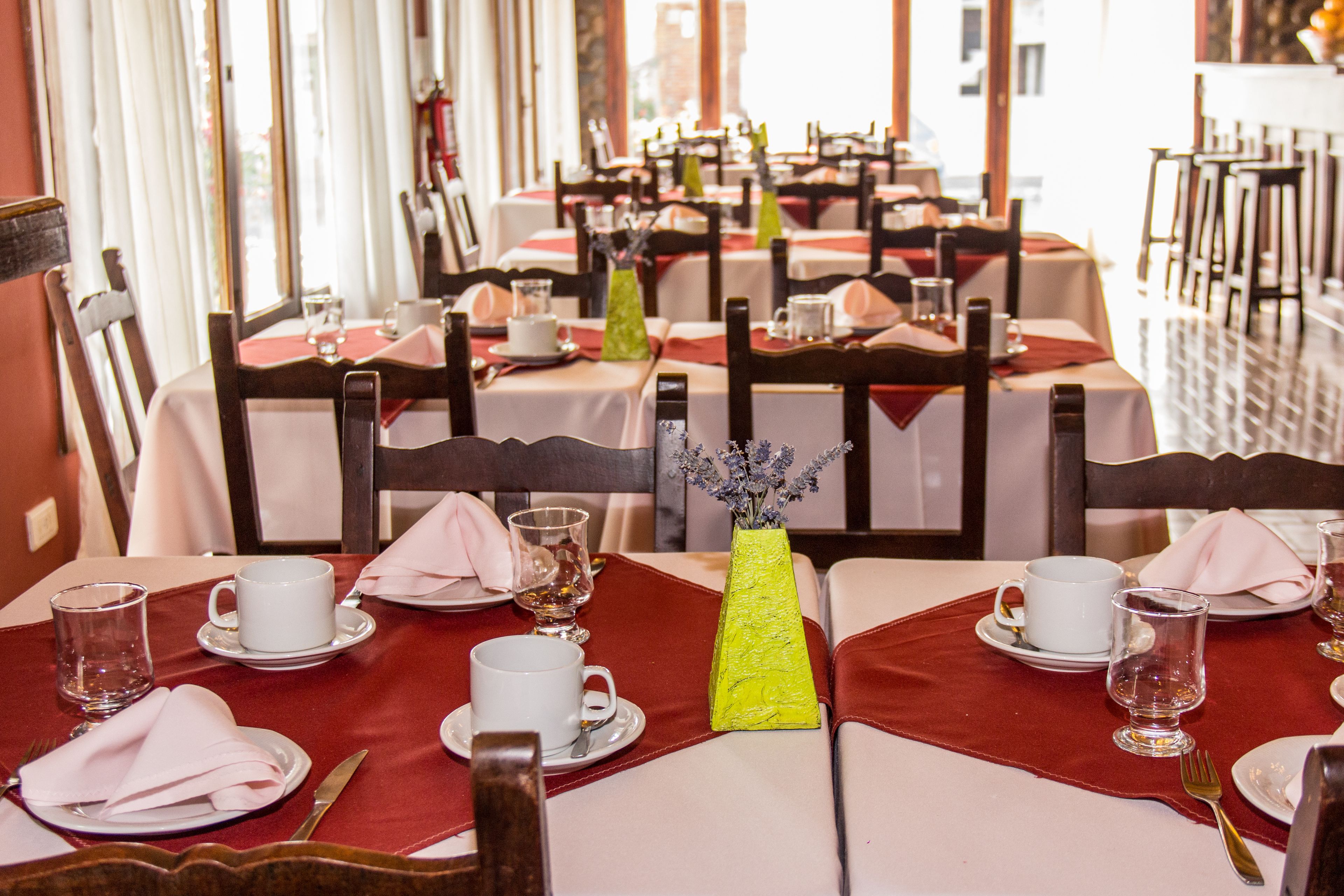 breakfast, lunch, dinner served; regional cuisine