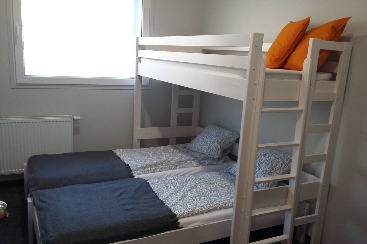 Chambre Triple (no 5)