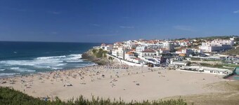 Charming Villa - Colares Sintra - Heated Pool by the Beaches 