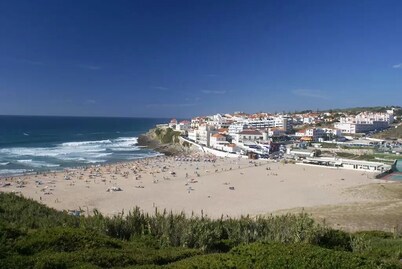 Charming Villa - Colares Sintra - Heated Pool by the Beaches 