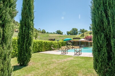 Wonderful Villa with Private Pool near Arezzo and Florence, Wifi Free
