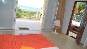 7 chambres, fer et planche à repasser, lit parapluie, Wi-Fi gratuit