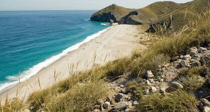 BEAUTIFUL HOUSE WITH UNIQUE DESIGN FOR RENT IN MOJACAR BEACH, ALMERIA