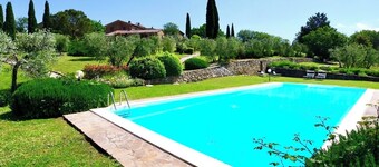Casa Rossella,charming house in historical Chianti Estate ,private pool