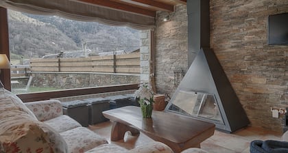 Talo puutarha Bossòst, VALLE DE ARAN