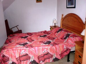 2 Schlafzimmer, Bügeleisen/Bügelbrett, Reisekinderbett, kostenloses WLAN