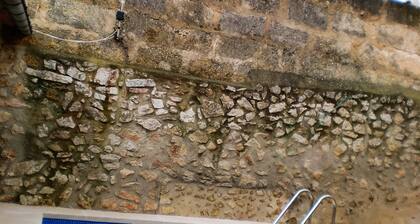 Apartment in stone manor house with pool and wifi 2 km from Inca