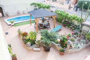 Outdoor pool - Spacious and bright apartment on the Costa Brava, landscape of the painter S. Dalí (Castelló d'Empúries)