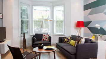Smart TV, DVD player, books