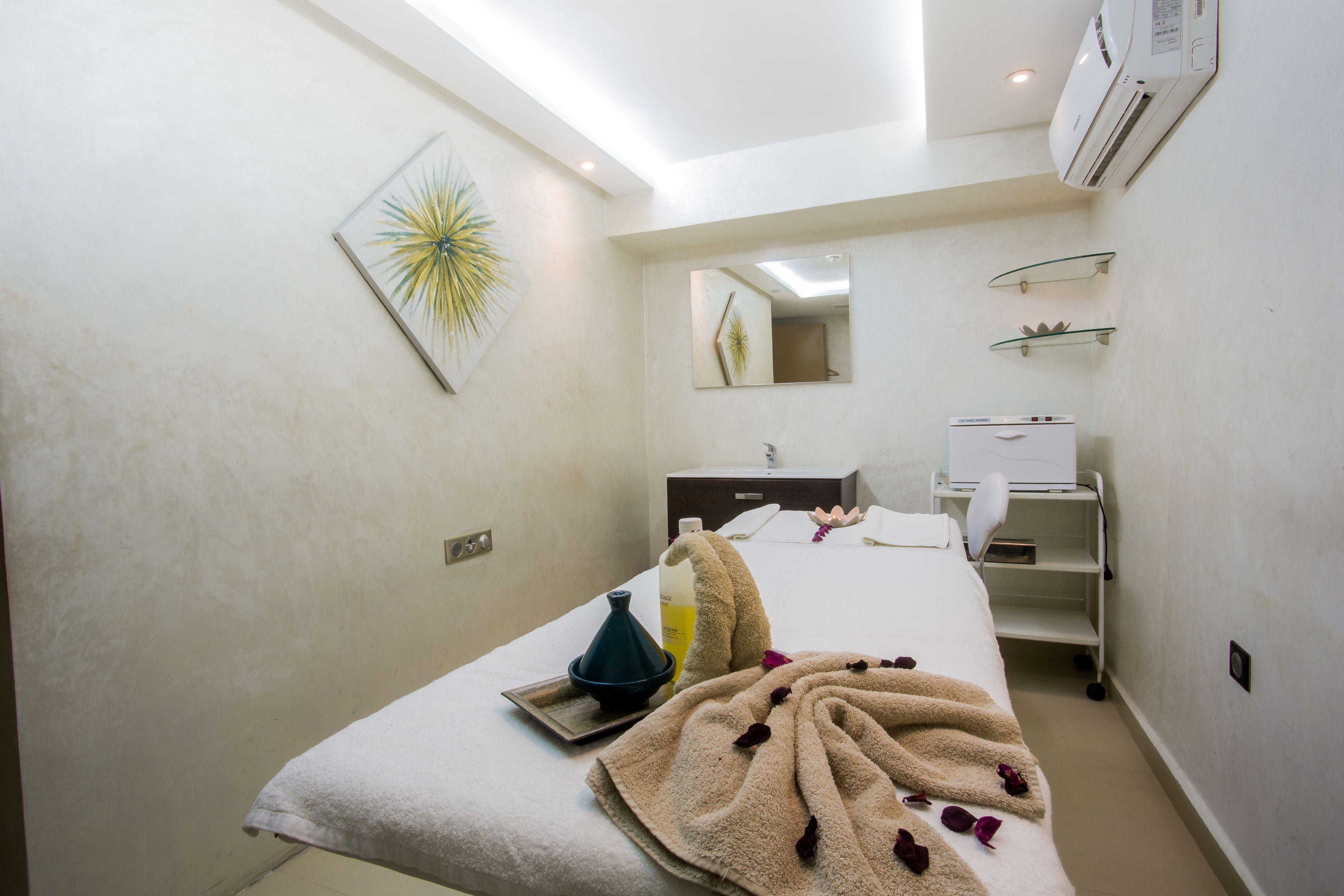 Turkish bath/hammam, body treatments, body wraps, body scrubs, facials