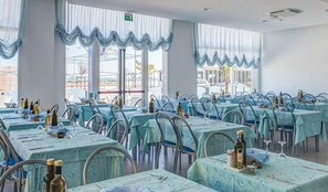 Free daily buffet breakfast - Hotel Platinum (Rimini)
