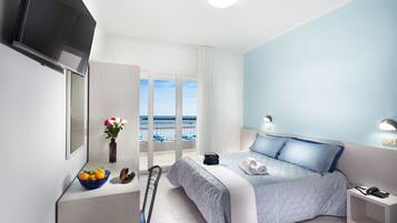 In-room safe, free cribs/infant beds, free WiFi