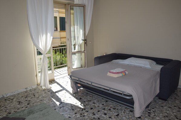 3 habitaciones, tabla de planchar con plancha y wifi gratis 