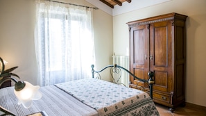 2 bedrooms, iron/ironing board, free WiFi, bed sheets - Vinciluna 4, Emma Villas (Scanizza)