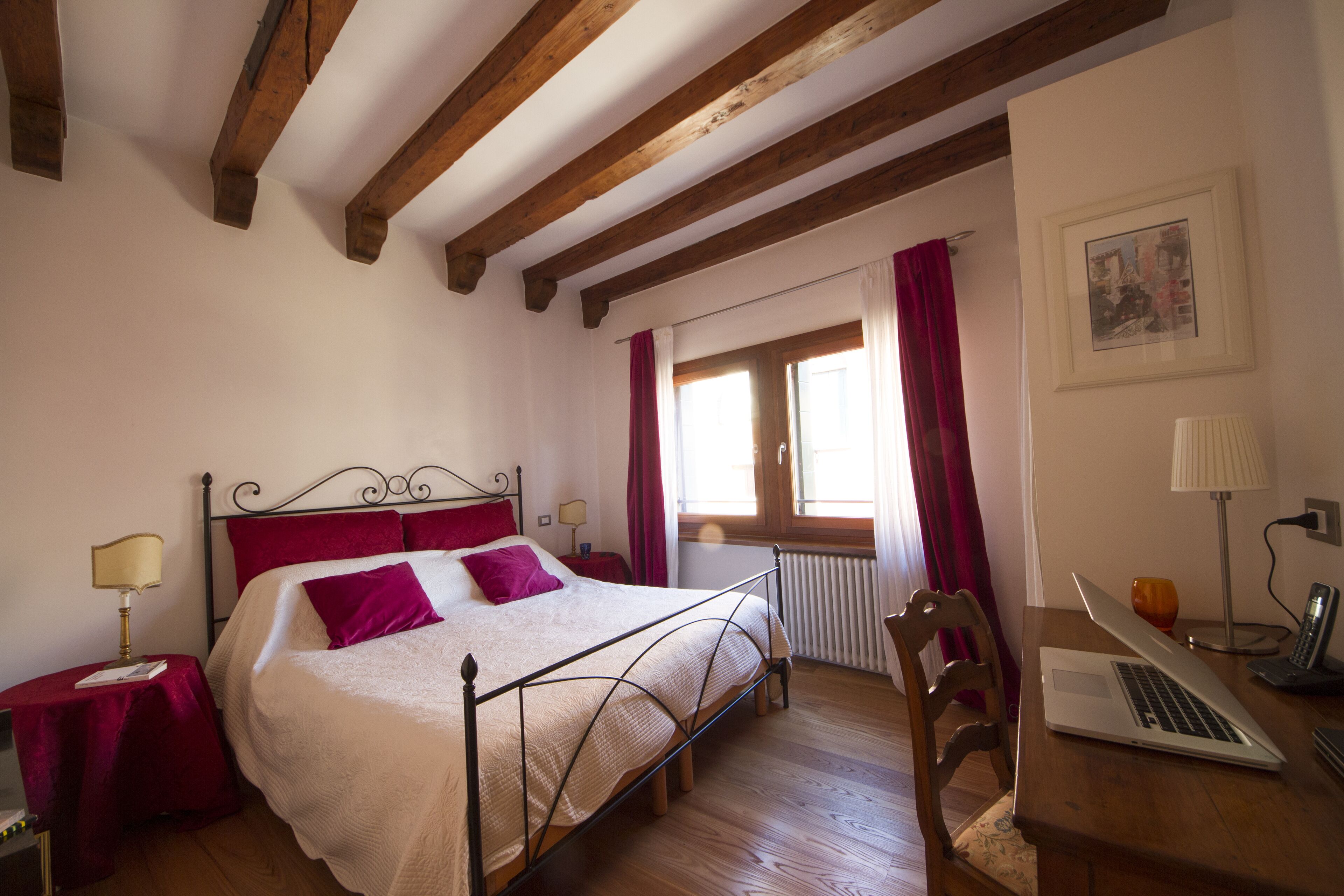 3 Schlafzimmer, Bügeleisen/Bügelbrett, kostenloses WLAN, Bettwäsche