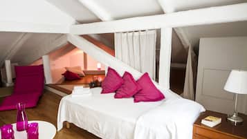 3 slaapkamers, een strijkplank/strijkijzer, gratis wifi, beddengoed