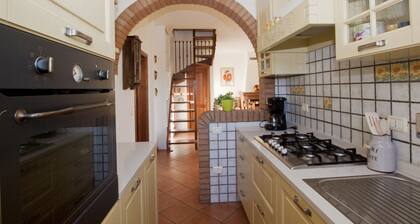 Campo del Rosario es un recorte de la paz en el campo de la Toscana