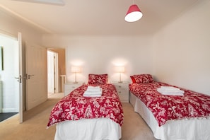 3 bedrooms, iron/ironing board, travel cot, free WiFi
