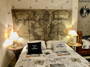 3 bedrooms, desk, iron/ironing board, WiFi