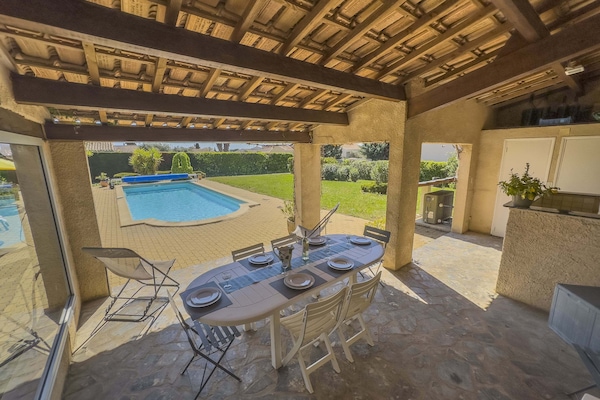 Pool house