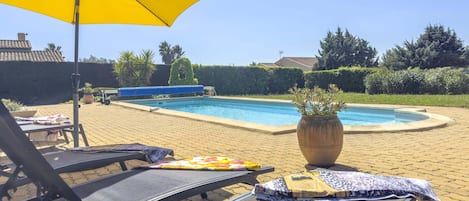 Piscine extérieure, piscine chauffée