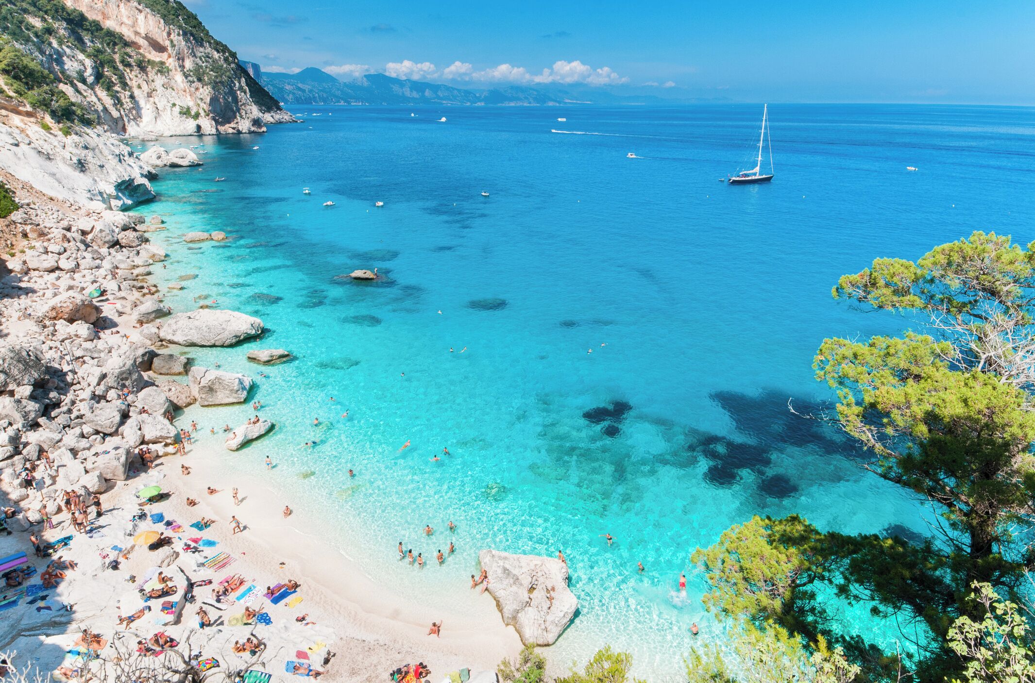 Beach nearby, sun-loungers