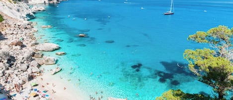 Beach nearby, sun-loungers