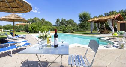 ClickSardegna Alghero Villa Morena für 10 Personen mit Schwimmbad