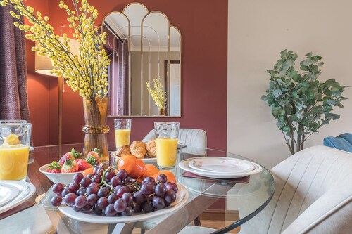 Gorgeous cottage Walk to pub Free access to Spa: Hot tub,swimming pool