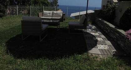 Rez de villa vue mer