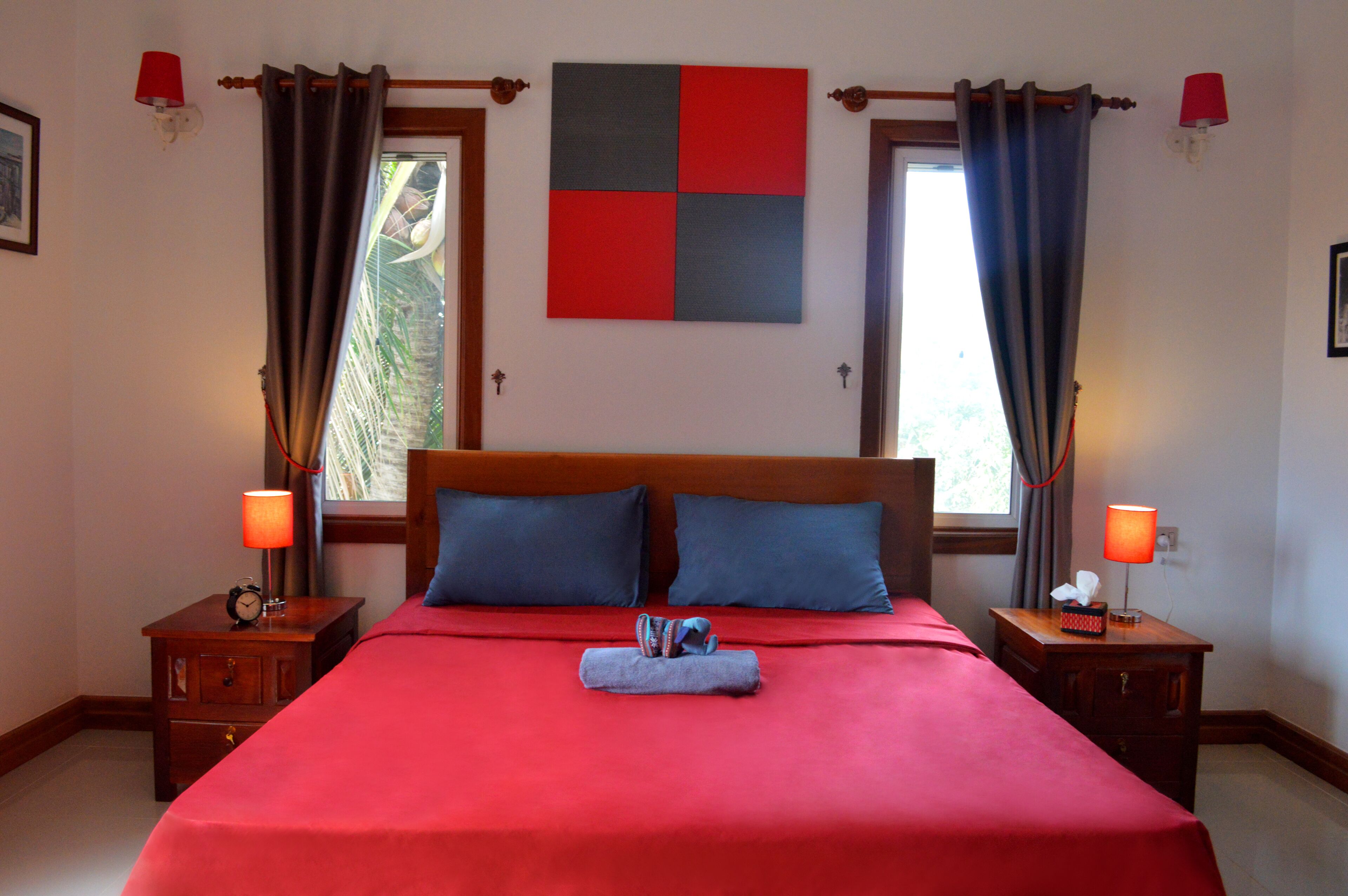 4 bedrooms, WiFi, bed sheets