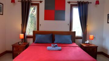 4 bedrooms, WiFi, bed sheets