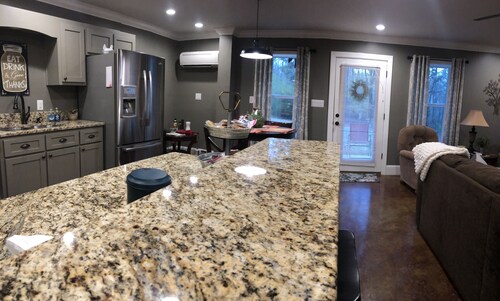 NO PETS. fully furnished, sleeps four. Beautiful retreat and close to town.