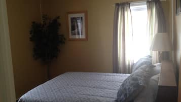 2 chambres, fer et planche Ă repasser, Wi-Fi gratuit, draps fournis