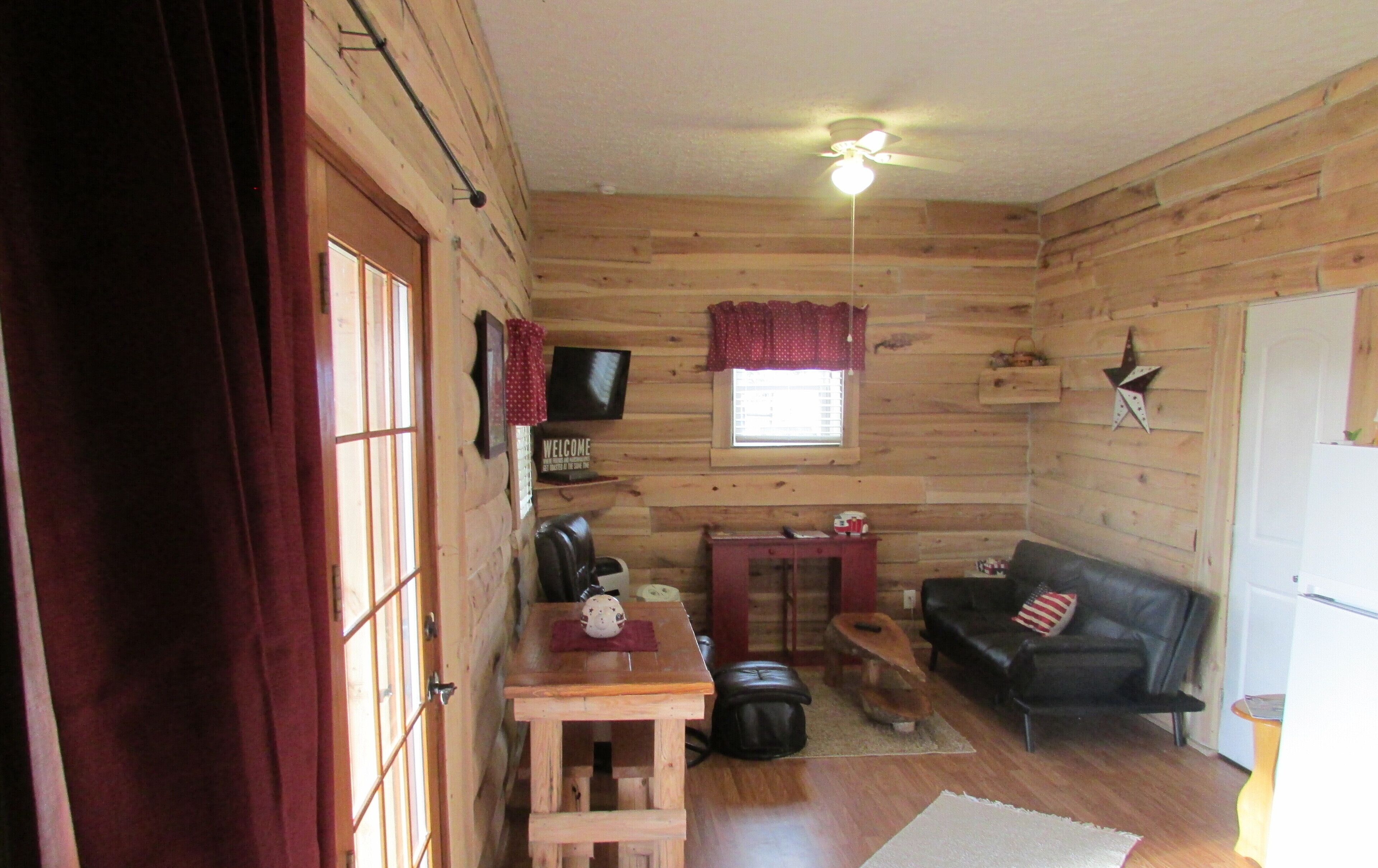 TV, DVD player, videoteca