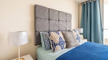2 habitaciones, tabla de planchar con plancha, wifi y ropa de cama