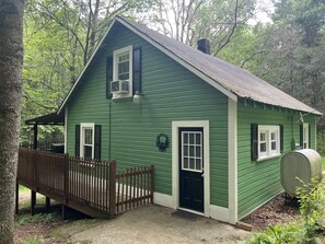 Exterior - Off the Beaten Path by Buffalo Mountain Getaway (Willis)