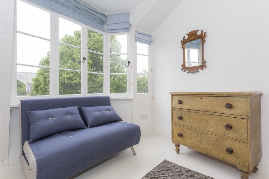 Gorgeous Apartment In Zone 1, Near The River And A Short Walk From Westminster - London
